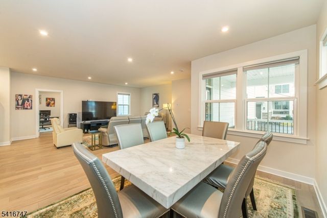 24 Willow Ln 24, Parsippany-troy Hills Twp., NJ 07054