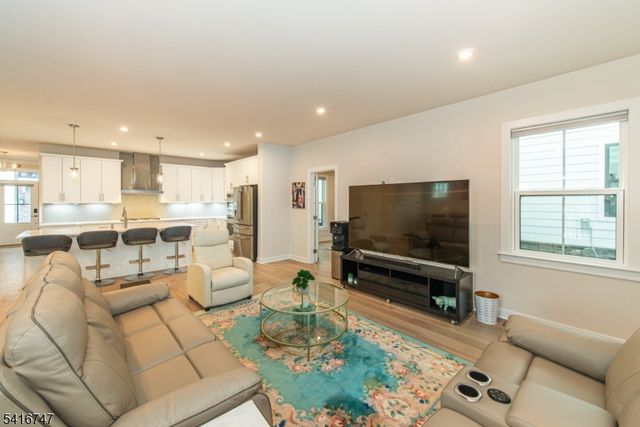 24 Willow Ln 24, Parsippany-troy Hills Twp., NJ 07054