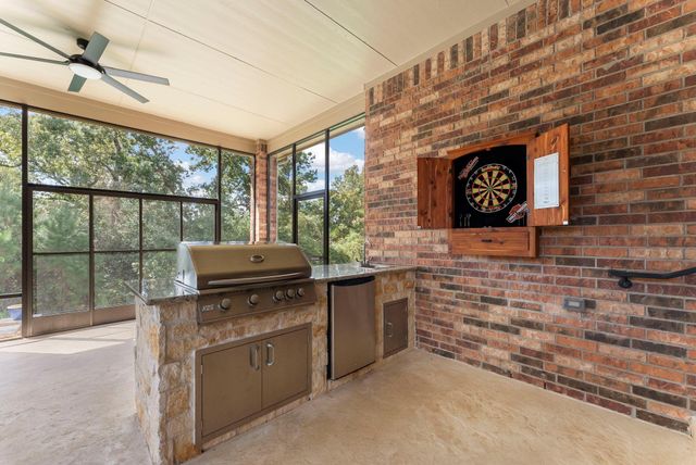 3565 Falcon Way, Conroe, TX 77304