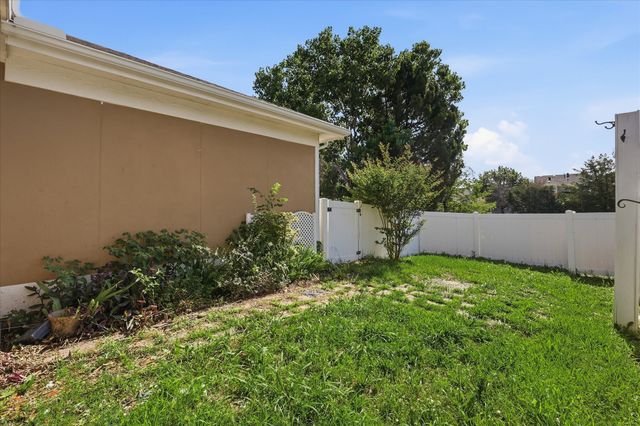 1418 Sea Pines Drive, Savannah, TX 76227