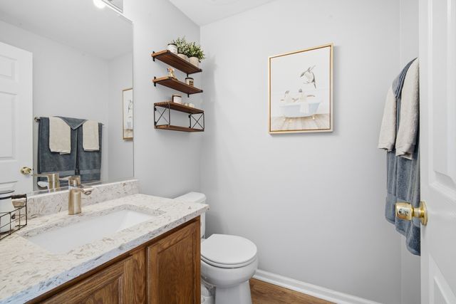1103 N Claremont Drive, Palatine, IL 60067