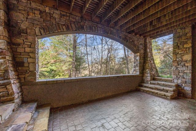 47 Cedar Hill Drive, Asheville, NC 28803