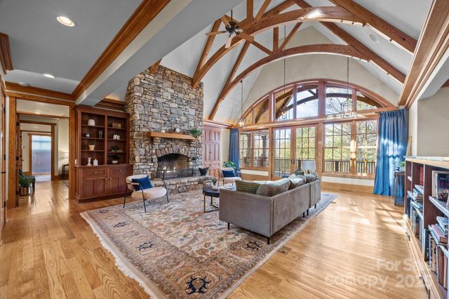 47 Cedar Hill Drive, Asheville, NC 28803