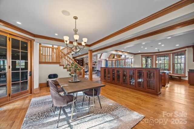 47 Cedar Hill Drive, Asheville, NC 28803