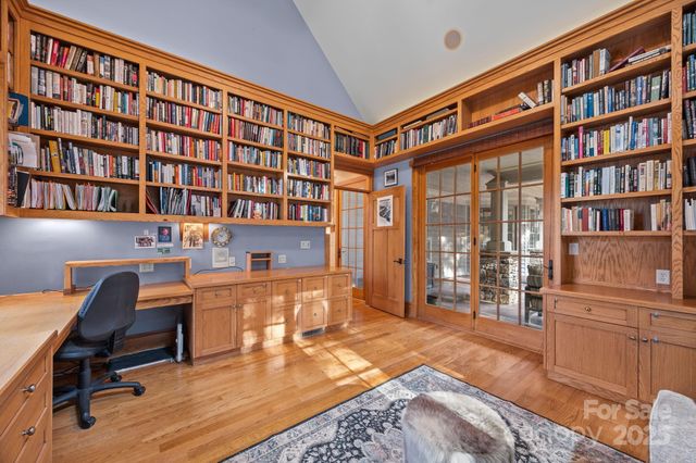 47 Cedar Hill Drive, Asheville, NC 28803