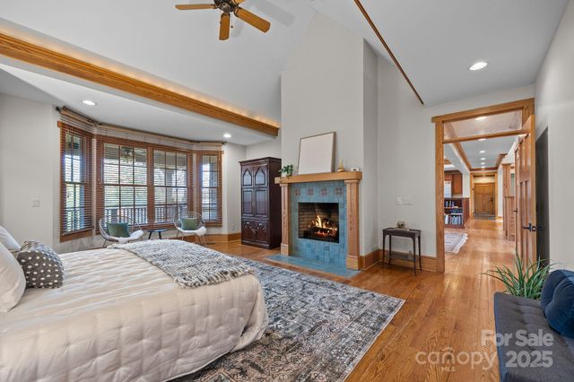 47 Cedar Hill Drive, Asheville, NC 28803