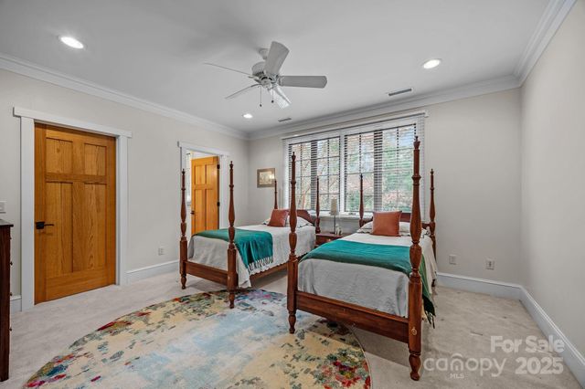 47 Cedar Hill Drive, Asheville, NC 28803