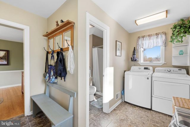 801 CYBUS WAY, Southampton, PA 18966