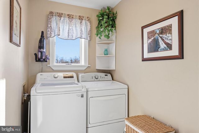 801 CYBUS WAY, Southampton, PA 18966