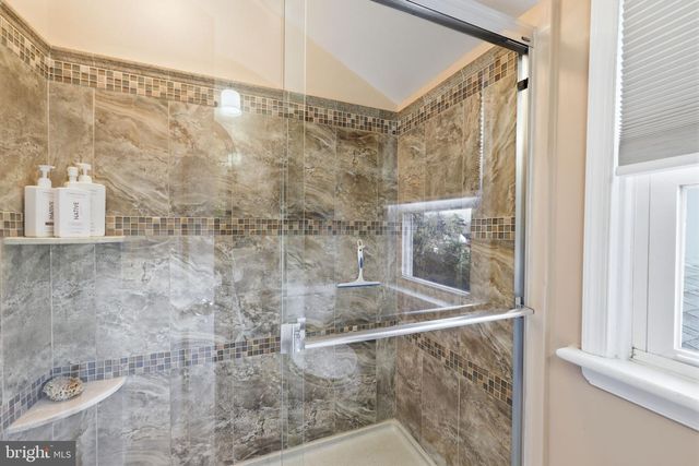 801 CYBUS WAY, Southampton, PA 18966