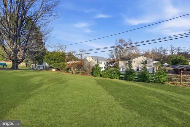 801 CYBUS WAY, Southampton, PA 18966