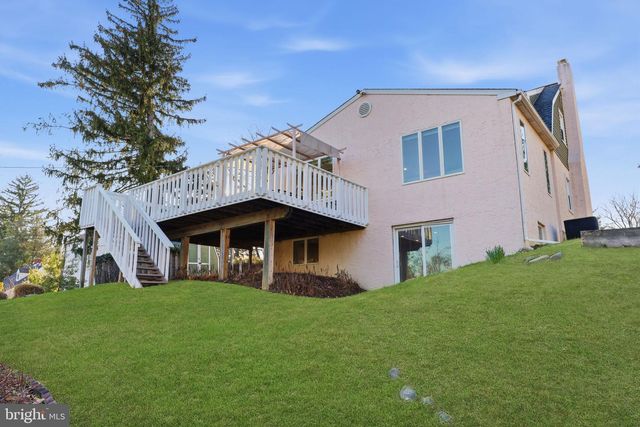 801 CYBUS WAY, Southampton, PA 18966