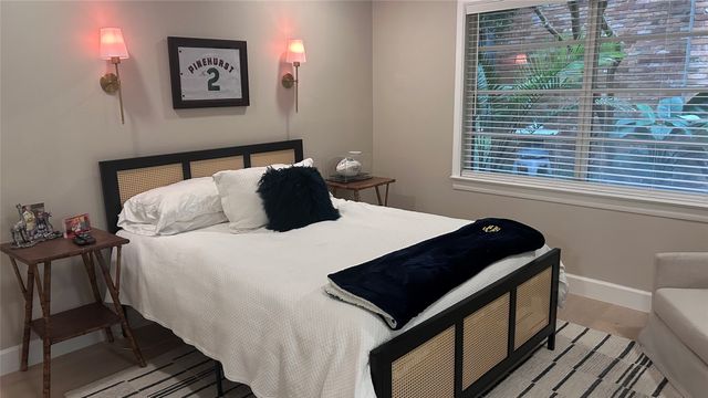 6112 Averill Way A, Dallas, TX 75225