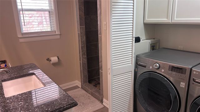 6112 Averill Way A, Dallas, TX 75225