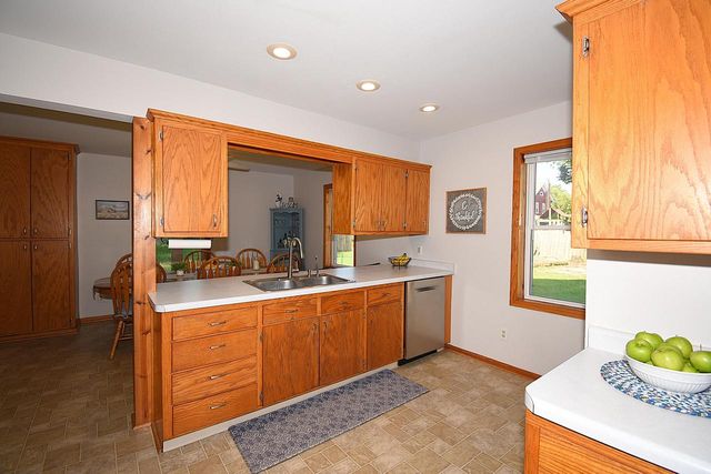 1519 Center STREET, Burlington, WI 53105