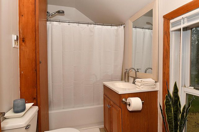 1519 Center STREET, Burlington, WI 53105