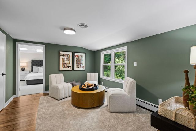 14819 Margaret Place, Minnetonka, MN 55345