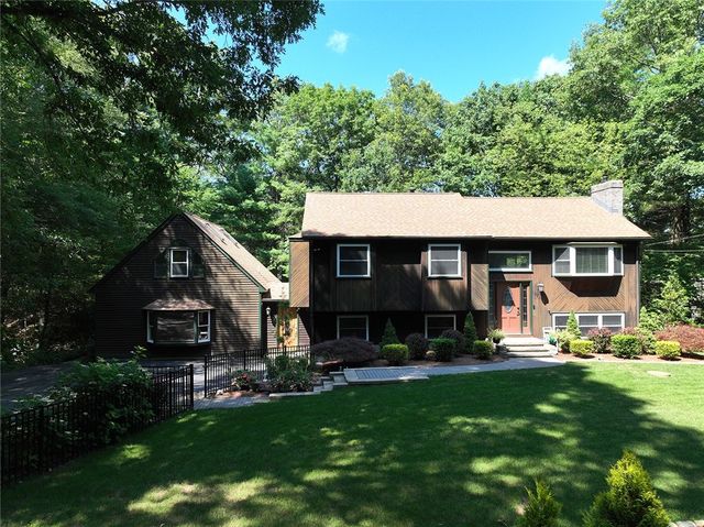 170 Whaley Hollow Road, Coventry, RI 02816