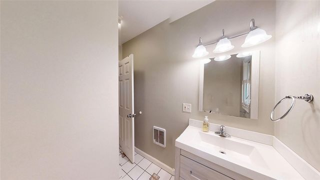 170 Whaley Hollow Road, Coventry, RI 02816