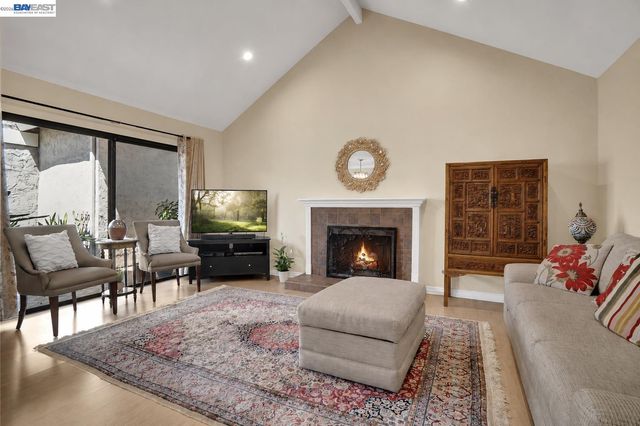 2023 Los Gatos Almaden Rd, San Jose, CA 95124