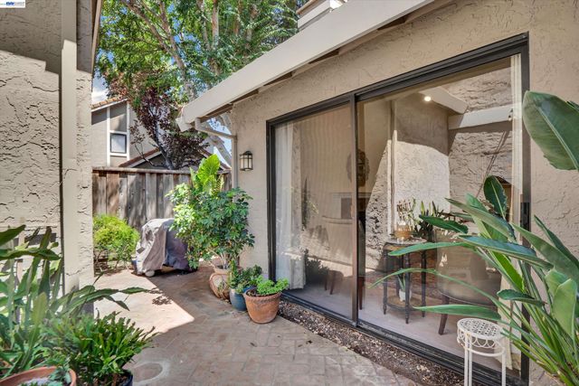 2023 Los Gatos Almaden Rd, San Jose, CA 95124