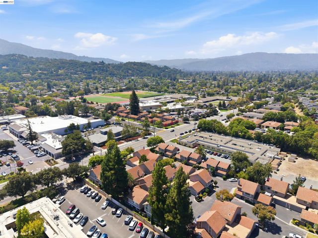 2023 Los Gatos Almaden Rd, San Jose, CA 95124