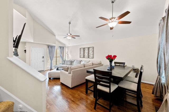 2248 Valencia Drive, Lexington, KY 40513