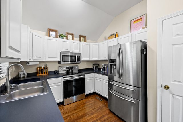 2248 Valencia Drive, Lexington, KY 40513