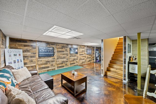 2248 Valencia Drive, Lexington, KY 40513