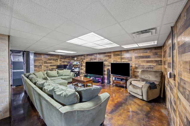 2248 Valencia Drive, Lexington, KY 40513