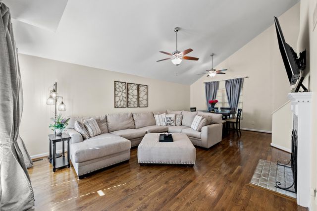 2248 Valencia Drive, Lexington, KY 40513