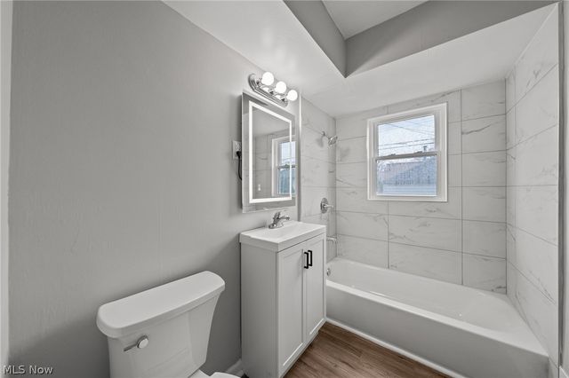 2432 21st Street, Cuyahoga Falls, OH 44223