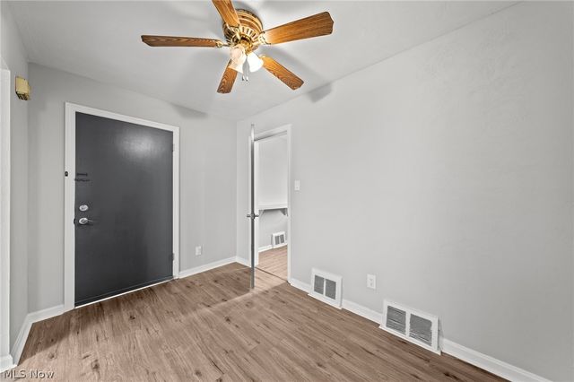 2432 21st Street, Cuyahoga Falls, OH 44223