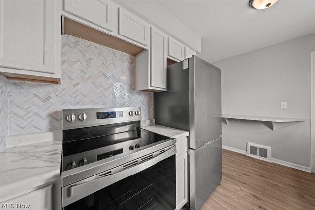 2432 21st Street, Cuyahoga Falls, OH 44223