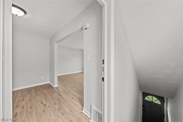 2432 21st Street, Cuyahoga Falls, OH 44223