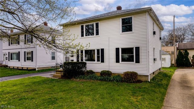 2432 21st Street, Cuyahoga Falls, OH 44223