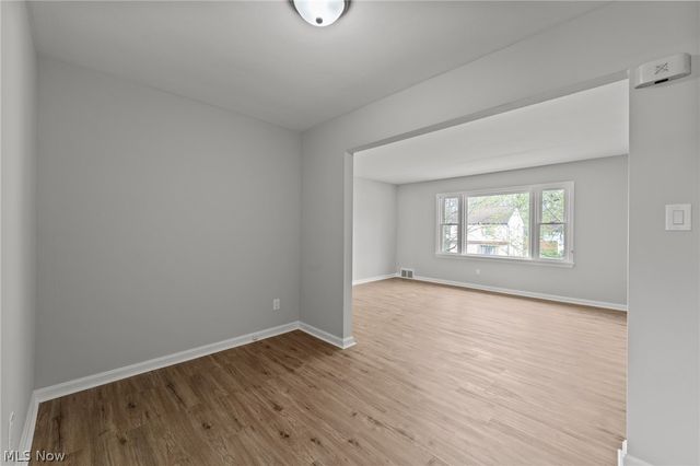 2432 21st Street, Cuyahoga Falls, OH 44223