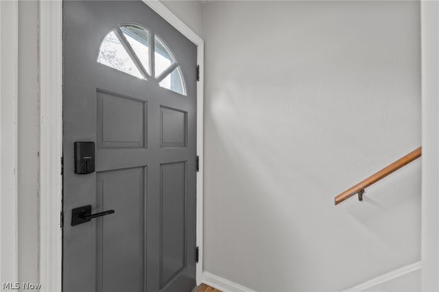 2432 21st Street, Cuyahoga Falls, OH 44223