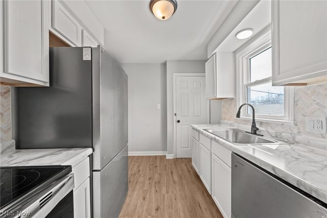 2432 21st Street, Cuyahoga Falls, OH 44223