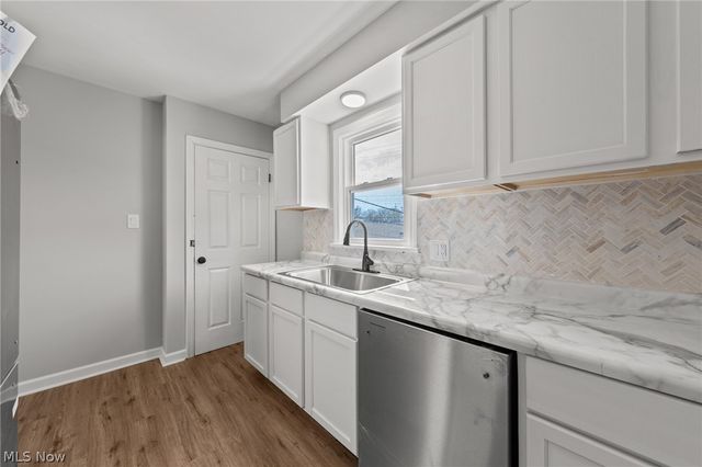 2432 21st Street, Cuyahoga Falls, OH 44223