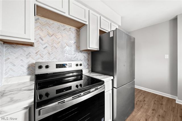 2432 21st Street, Cuyahoga Falls, OH 44223