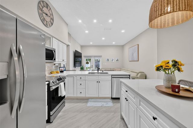 33150 KAYLEE WAY, Leesburg, FL 34788