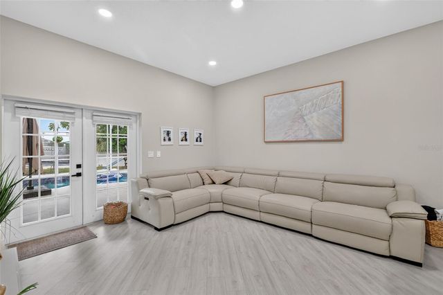 33150 KAYLEE WAY, Leesburg, FL 34788
