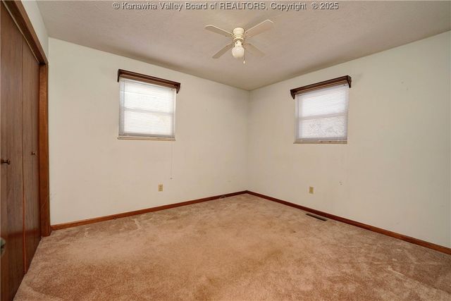 305 Fir Street, Eleanor, WV 25070