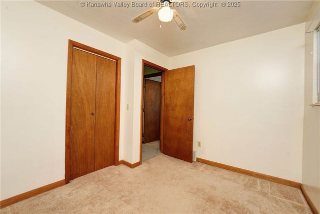 305 Fir Street, Eleanor, WV 25070