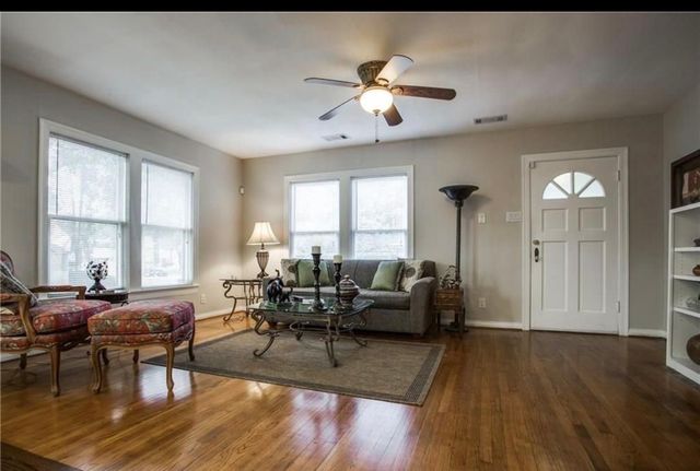 5307 Maple Springs Boulevard, Dallas, TX 75235