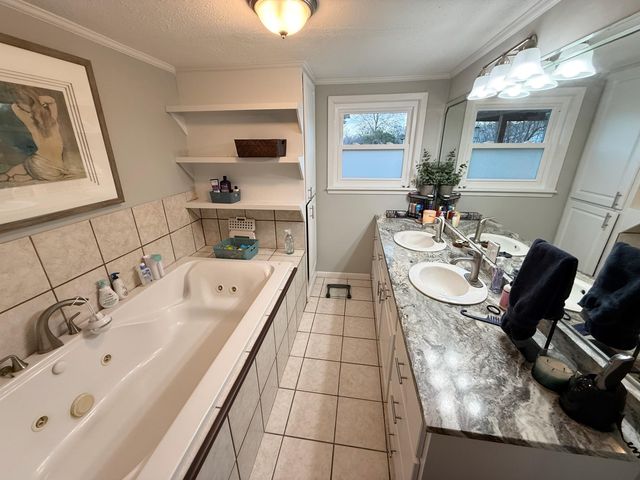 113 Hawkins St., Petal, MS 39465