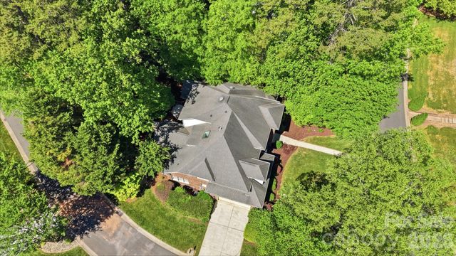 7436 Newmans Ridge Court, Charlotte, NC 28270