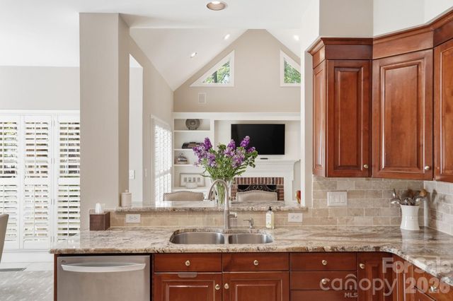 7436 Newmans Ridge Court, Charlotte, NC 28270