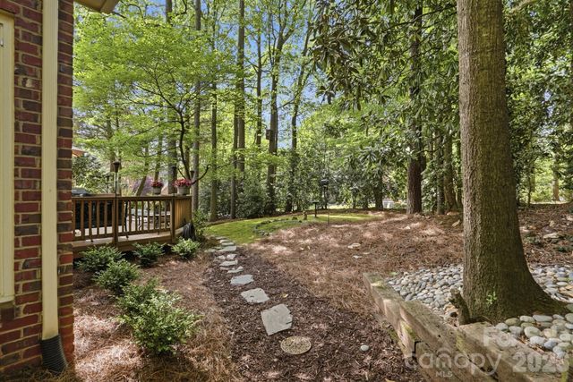 7436 Newmans Ridge Court, Charlotte, NC 28270